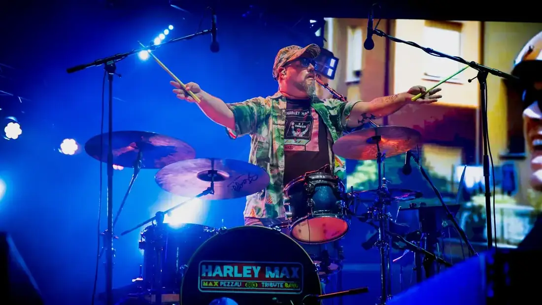 Video di Rudy Mariani alla batteria